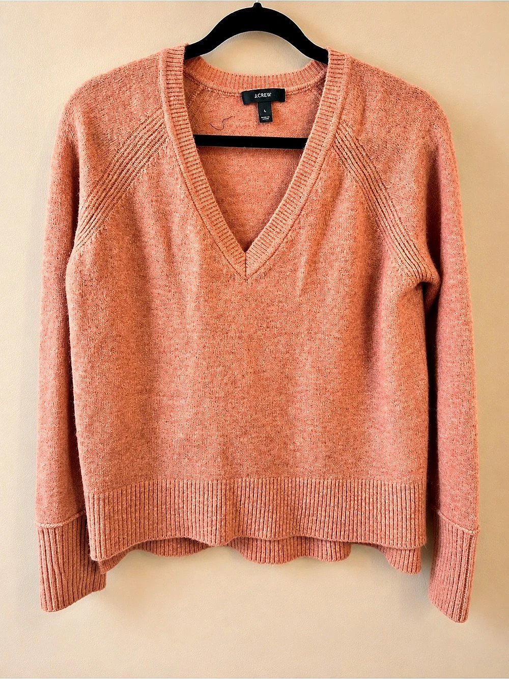 J.CREW V-Neck Sweater in Pink Size Small Like New